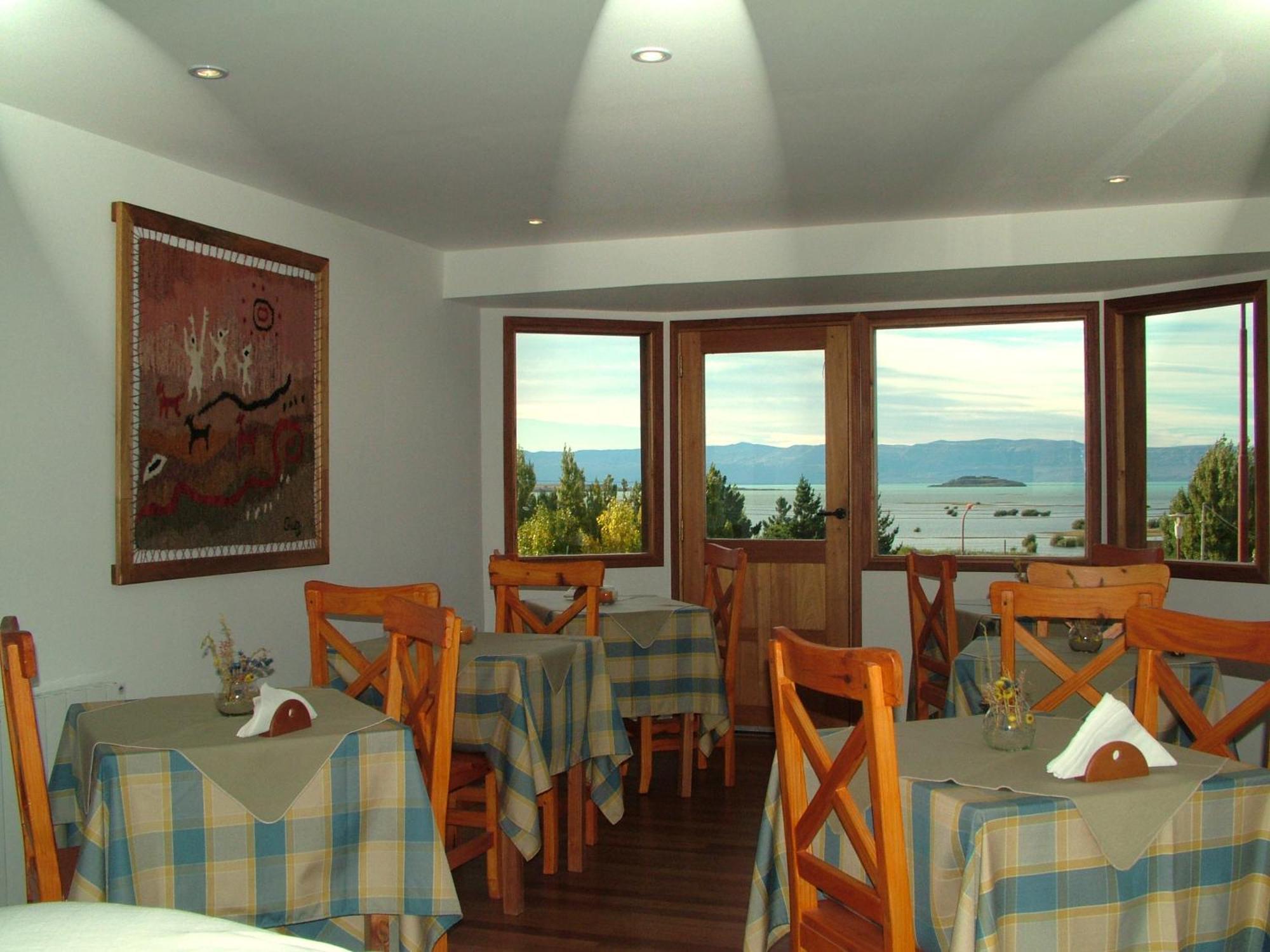 Posada Karut Josh El Calafate Luaran gambar
